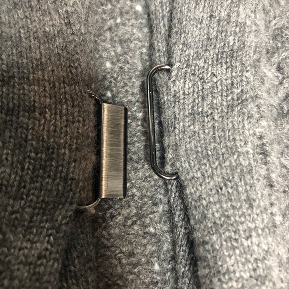 FINAL Last Chance NeimanMarcus Gray Cashmere Clip Cardigan L runs sm - Picture 15 of 16